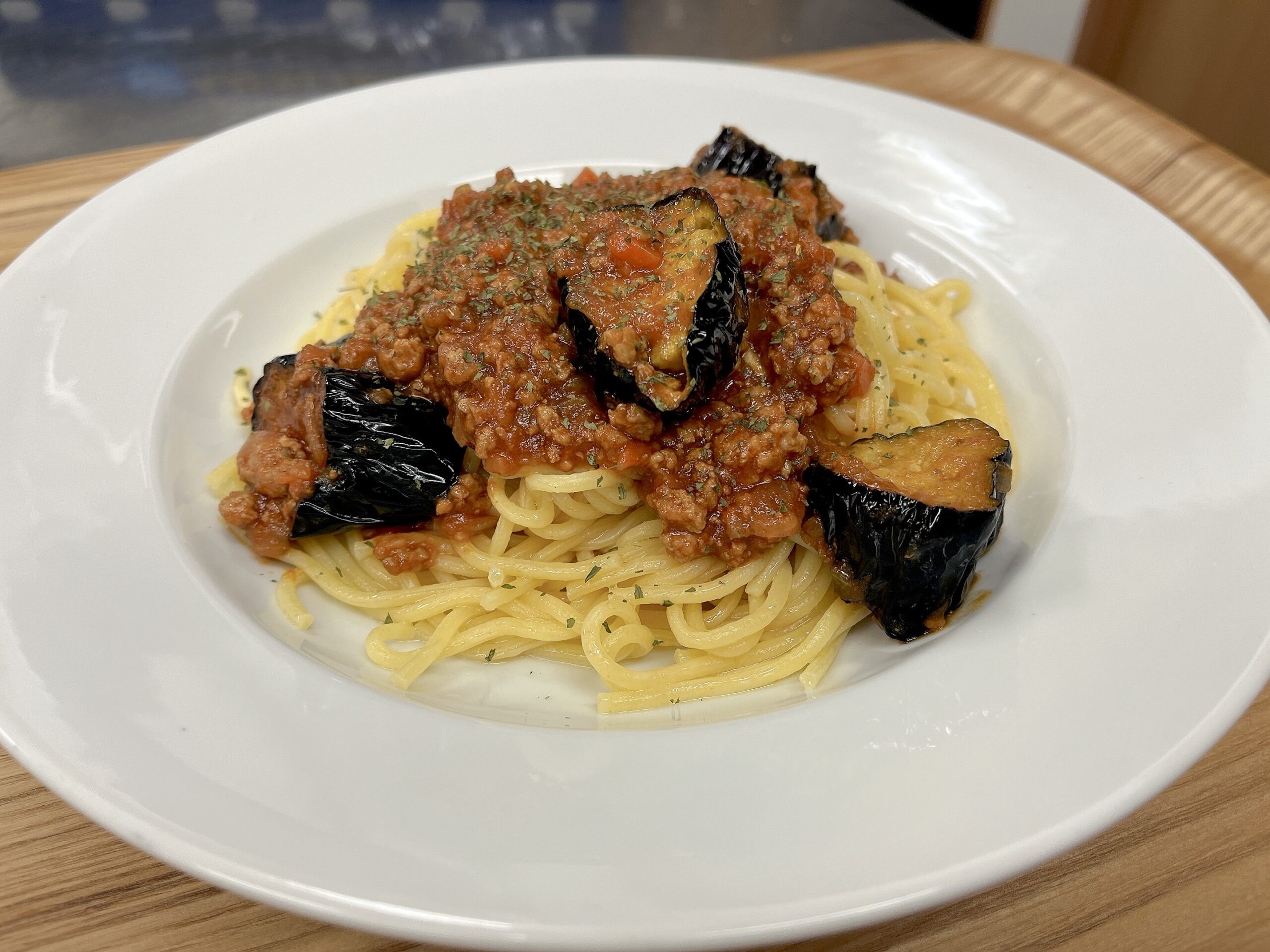 ナス入りミートソースパスタ